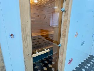 Продам деревянный коттедж нуждается в косметическом ремонте асфальтная дорога с коммуникациями фото Уфа