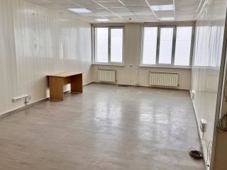 Сдаю офис косметический ремонт с коммуникациями имеется охрана фото Саратов