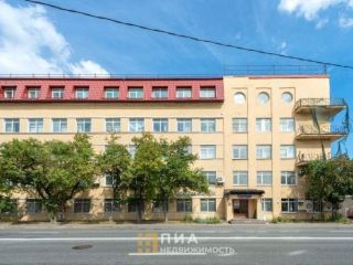Сдам помещение под магазин имеется охрана с коммуникациями фото 2 Санкт-Петербург