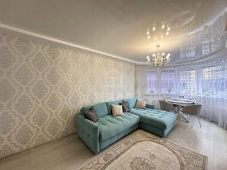 Продается трехкомнатная квартира в отличном состоянии с мебелью фото 4 Санкт-Петербург
