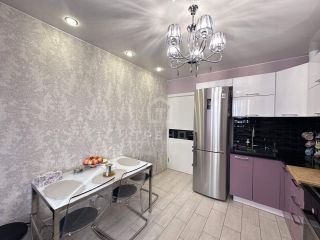 Продается трехкомнатная квартира в отличном состоянии с мебелью фото 11 Санкт-Петербург