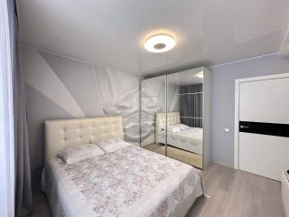 Продается трехкомнатная квартира в отличном состоянии с мебелью фото 15 Санкт-Петербург