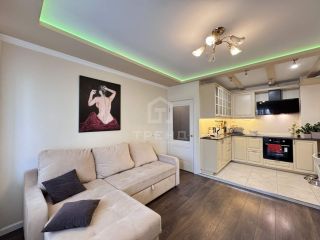 Продаю двухкомнатную квартиру с мебелью фото 3 Санкт-Петербург