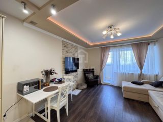 Продаю двухкомнатную квартиру с мебелью фото 5 Санкт-Петербург