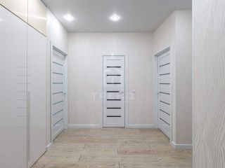 Продам 2 комнатную квартиру установлены натяжные потолки видеонаблюдение фото 20 Санкт-Петербург