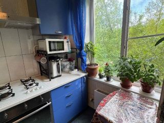 Продам 2 комнатную квартиру взрослый собственник с мебелью фото 7 Москва