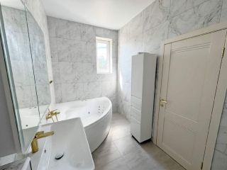 Продам дом с коммуникациями рядом асфальт фото 7 Москва