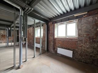 Продается помещение свободного назначения свободного назначения с коммуникациями фото 7 Москва
