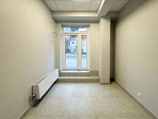 Продаю нежилое помещение свободного назначения с коммуникациями фото Москва
