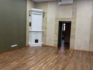 Сдаю нежилое помещение свободного назначения имеется охрана фото 8 Санкт-Петербург