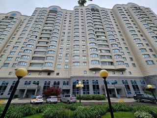 Продам помещение свободного назначения имеется круглосуточная охрана отдельный вход фото 5 Москва