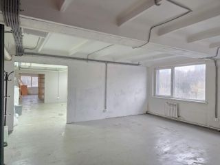 Продаю помещение свободного назначения удобный подъезд с коммуникациями фото Москва