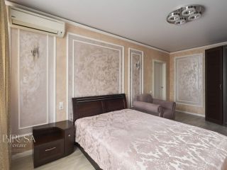 Продается двухкомнатная квартира удобное расположение с мебелью фото 4 Москва