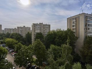 Продается двухкомнатная квартира удобное расположение с мебелью фото 9 Москва
