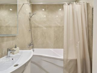 Продается двухкомнатная квартира удобное расположение с мебелью фото 14 Москва
