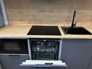 Продается 2 комн. квартира установлены натяжные потолки фото 6 Москва