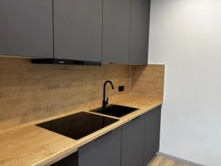 Продается 2 комн. квартира установлены натяжные потолки фото 7 Москва