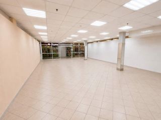 Сдаю помещение под магазин отдельный вход фото Ярославль