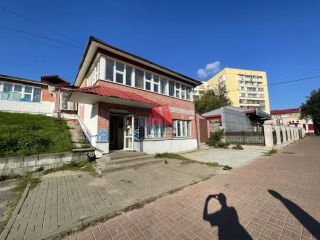 Продаю помещение свободного назначения на первой линии фото Ярославль