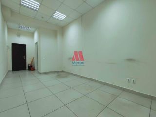 Продаю нежилое помещение свежий ремонт свободного назначения фото 3 Ярославль