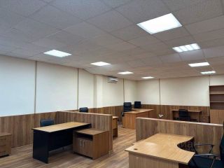 Сдается офис рядом асфальт с мебелью фото 10 Ярославль