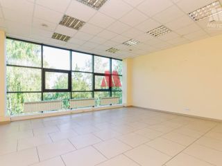 Сдается офисное помещение видеонаблюдение имеется охрана фото 6 Ярославль