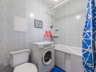 Продам двухкомнатную квартиру установлены натяжные потолки взрослый собственник фото 10 Ярославль