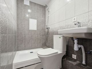 Продаю студию установлены натяжные потолки красивый фото 11 Люберцы