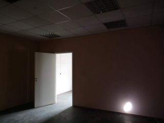 Сдаю офисное помещение подключена канализация есть электричество фото 2 Санкт-Петербург