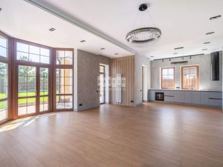 Продаю кирпичный дом с коммуникациями фото 2 Мытищи