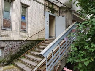 Продам помещение под офис требуется ремонт с коммуникациями фото 2 Санкт-Петербург