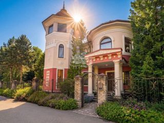 Продается кирпичный дом с мебелью фото Мытищи