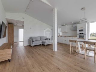 Продается деревянный дом удобный подъезд рядом асфальт фото Всеволожск