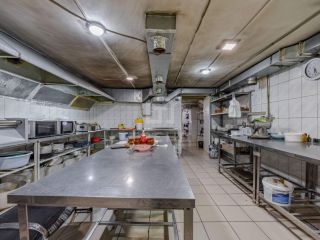Продаю бизнес отдельный вход с коммуникациями фото 24 Санкт-Петербург