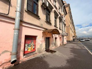 Продам офисное помещение с коммуникациями на первой линии фото 11 Санкт-Петербург