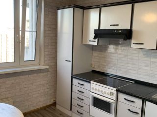 Продам двухкомнатную квартиру чистый подъезд красивый фото Москва