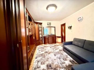 Продаю двухкомнатную квартиру с мебелью фото Москва