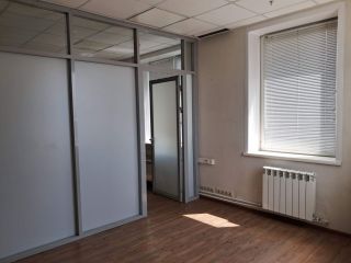 Сдаю офисное помещение имеется охрана фото 2 Новосибирск