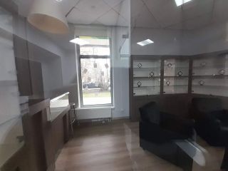 Продам помещение под офис на первой линии отдельный вход фото 6 Москва