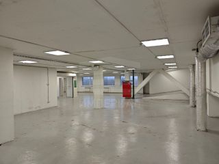 Продается нежилое помещение удобный подъезд свободного назначения фото Москва