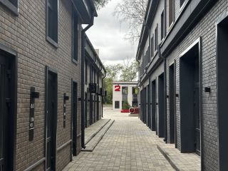 Продаю помещение свободного назначения имеется охрана с мебелью фото 14 Москва