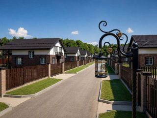 Продам блочный коттедж с коммуникациями фото 3 Москва
