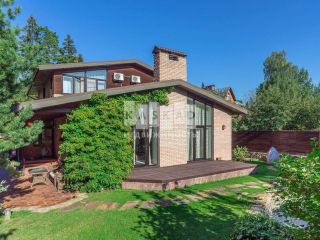 Продается кирпичный дом свободного назначения рядом асфальт фото Красногорск
