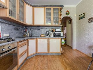 Продам трехкомнатную квартиру евроремонт взрослый собственник фото Санкт-Петербург