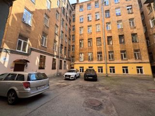 Продается помещение под офис с коммуникациями требуется ремонт фото 2 Санкт-Петербург