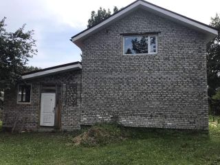 Продаю кирпичный дом асфальтная дорога подключена канализация фото Ярославль