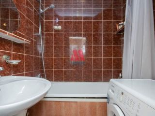 Продаю трешку кирпичный взрослый собственник фото 15 Ярославль