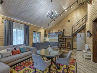 Продаю деревянный коттедж взрослый собственник видеонаблюдение фото 2 Москва