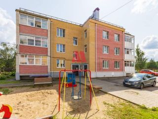 Продается 3 комнатная квартира кирпичный огороженная территория фото Ярославль