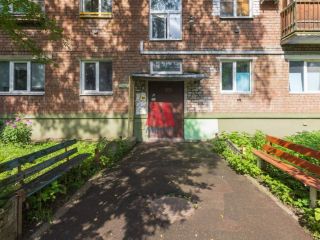 Продаю 1 комнатную квартиру взрослый собственник пластиковые окна фото 12 Ярославль